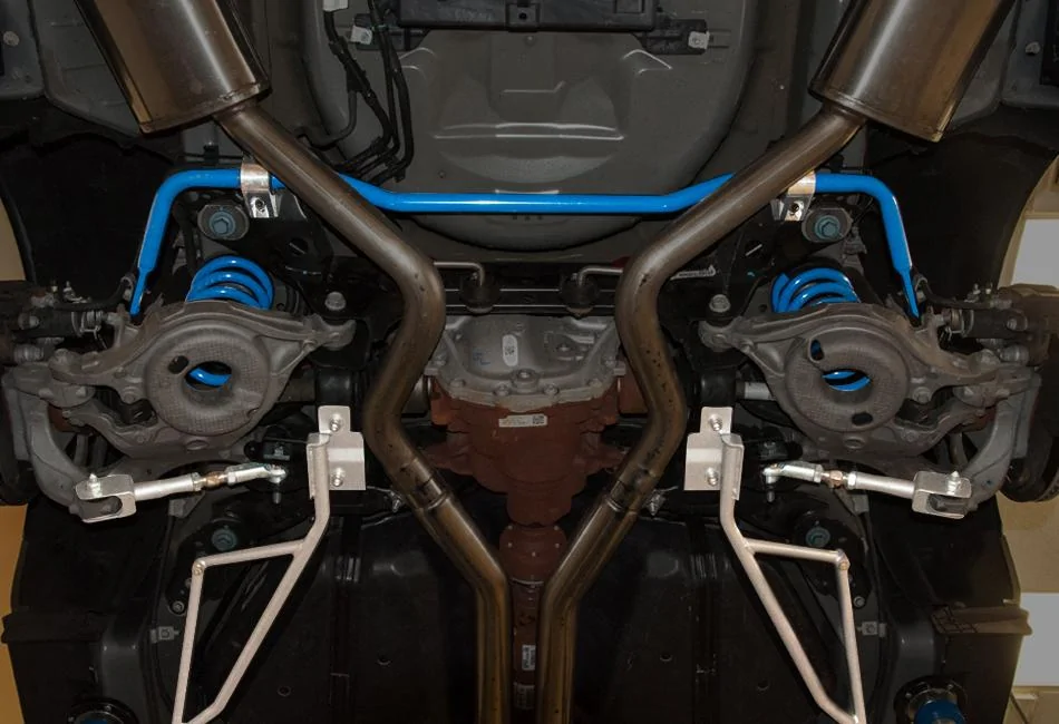 steeda-sway-bars-toe-links-irs-braces-springs-installations_k5bj-w8.jpg