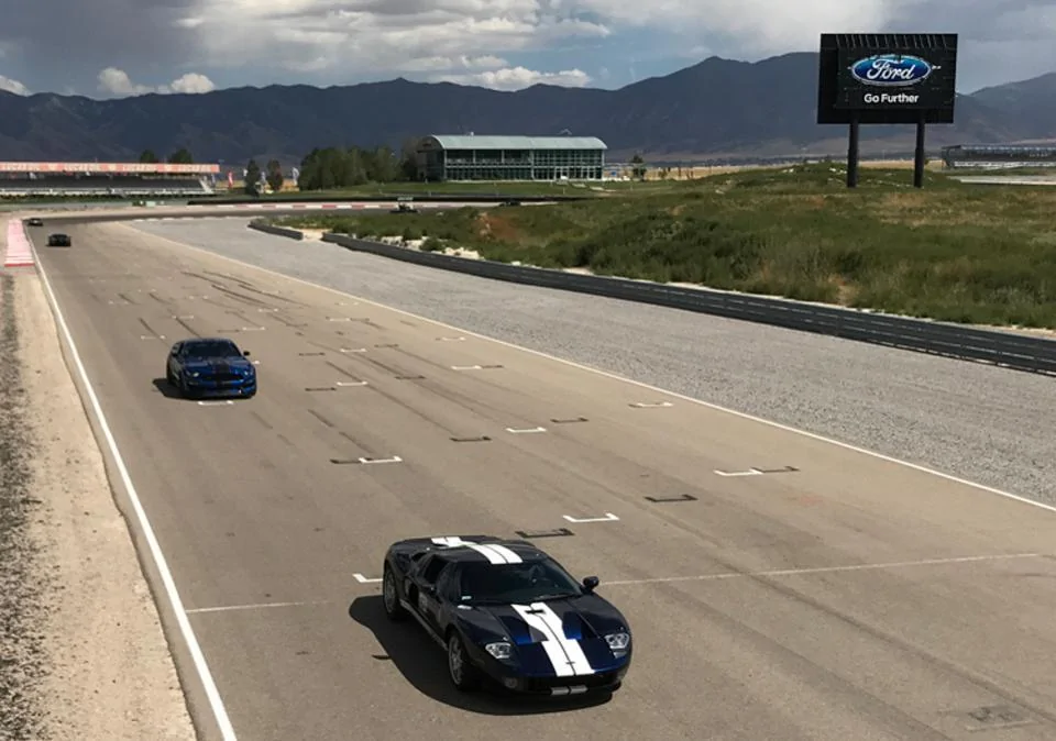 2017-Ford-Shelby-GT350R-Racing-GTsJPG.webp