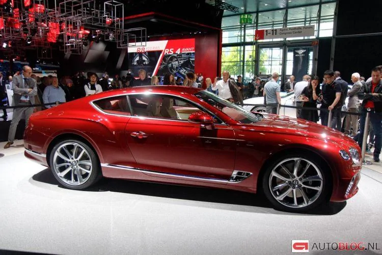 Bentley-Continental-GT-live-iaa1.webp