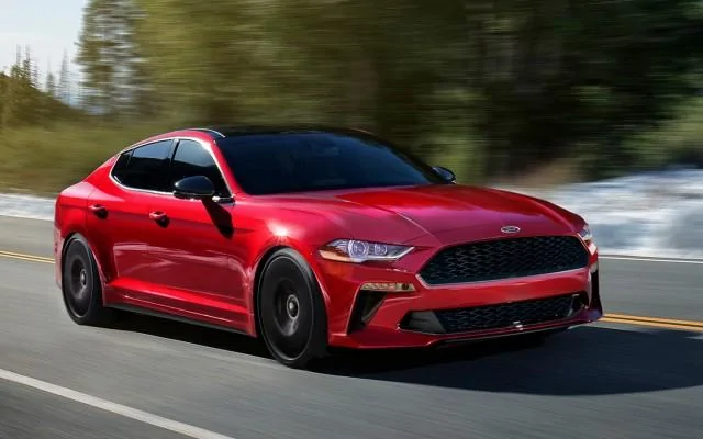 Ford_gran_coupe_1.webp