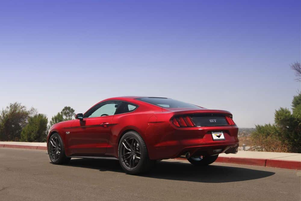 RACE-RED-FORD-MUSTANG-GTPP-S550-VORSTEINER-VFF105-CARBON-GRAPHITE-CONCAVE-MUSTANG-WHEELS-2.jpg