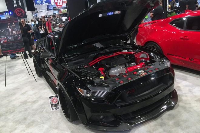 steeda-sema-mustangs-001.jpg