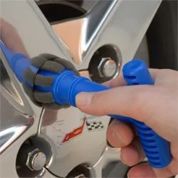 lug-nut-brush2.webp