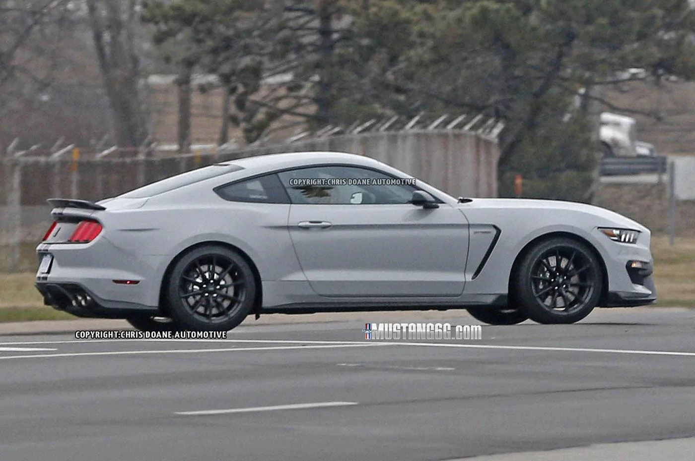 2016 Shelby GT350 Mustang-7.webp