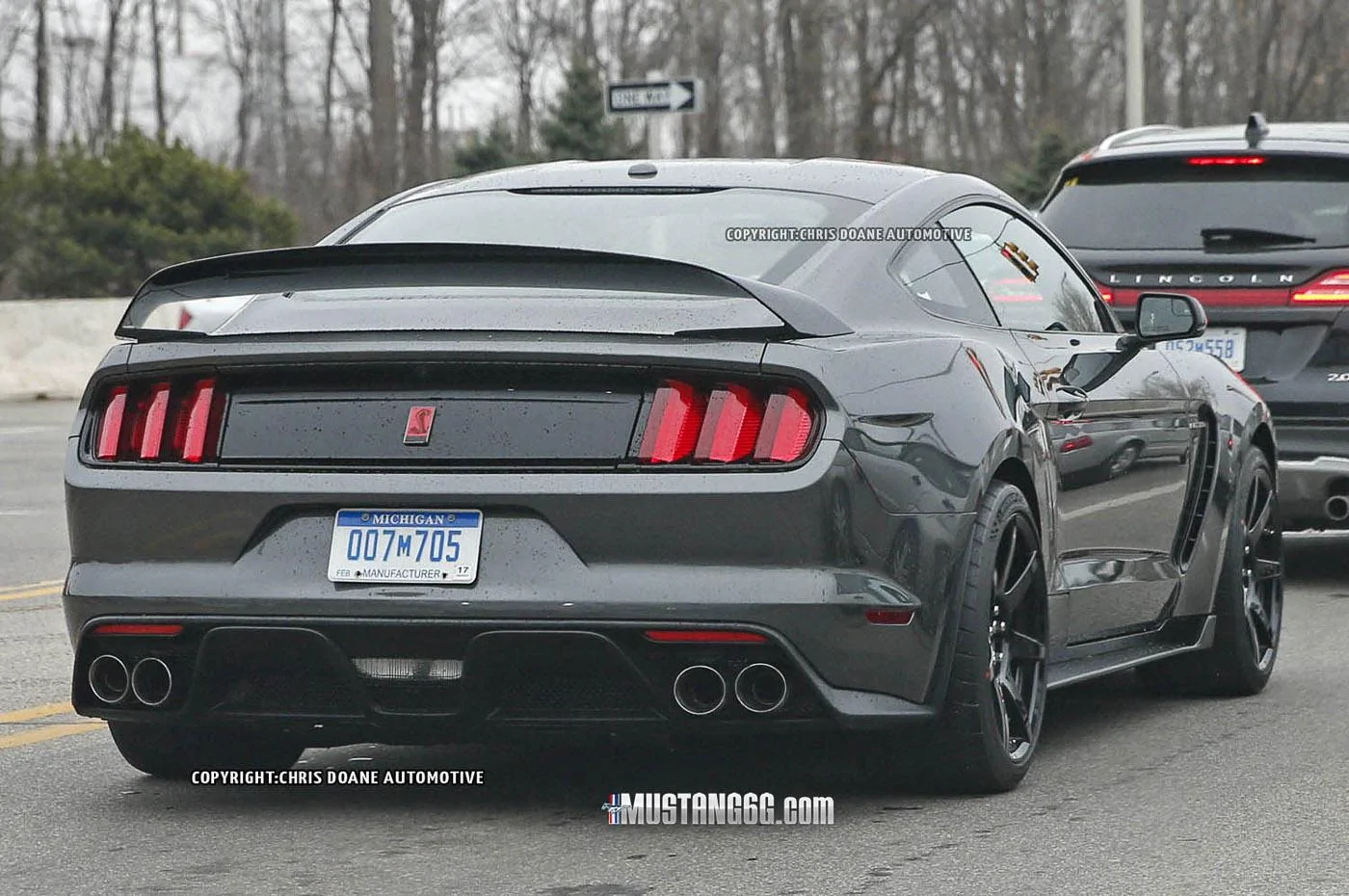 2016 Shelby GT350 Mustang-8.webp