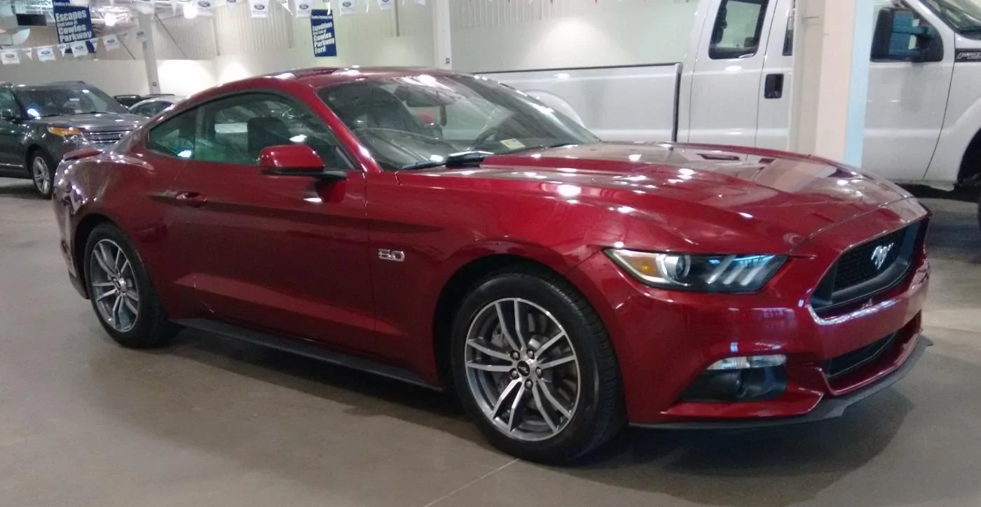 2015_Mustang_02.webp