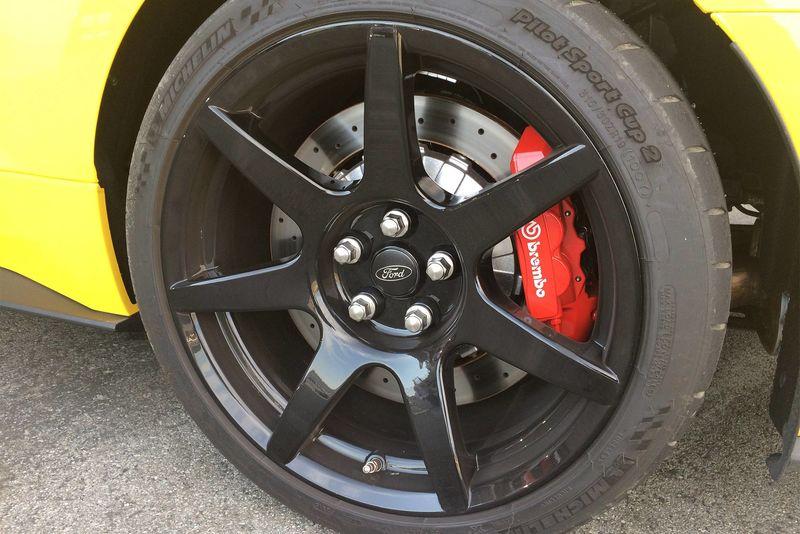 80-6_mustang_gt350r_wheel_68e8812266e2774e91b9ffac10d1c42b7184178f.jpg