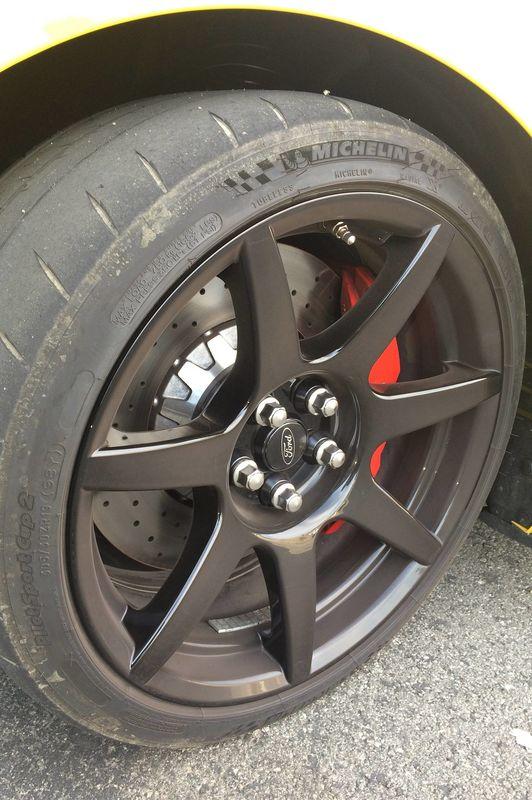 80-7_mustang_gt350r_wheel_fa5909622df54bb89615a379ce1febd76c4f43f7.jpg
