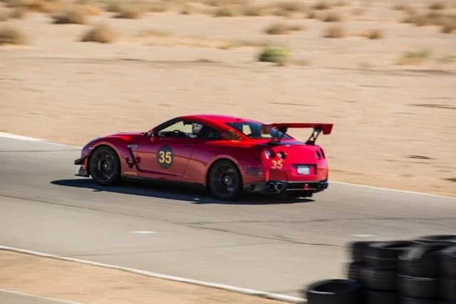 carbon-revolutions-carbon-fiber-wheels-true-gains-at-the-track-0038-640x427.webp