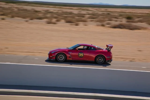 carbon-revolutions-carbon-fiber-wheels-true-gains-at-the-track-0040-640x427.webp