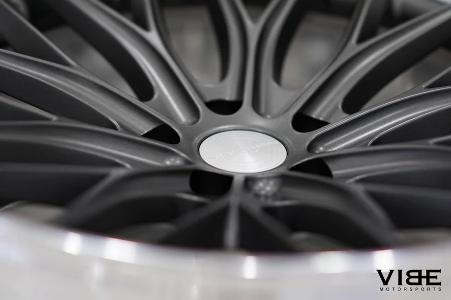 80-vossen_work_vws_2_matte_graphite_polish_lip_02_d96a095025a168e16f4aa5f96c0d6bcd83d820ad.webp