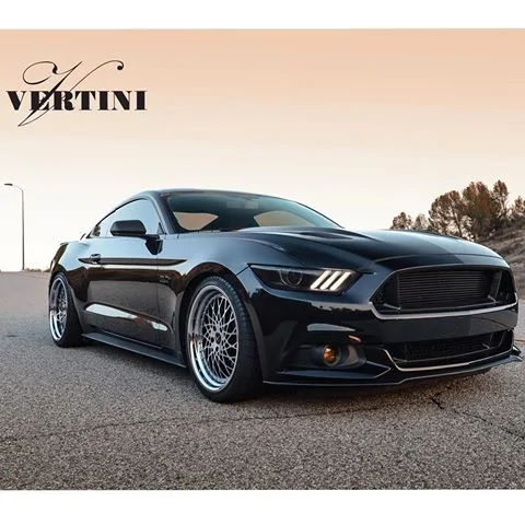 shadow-black-ford-mustang-gt-s550-vertini-hellfire-wheels.webp