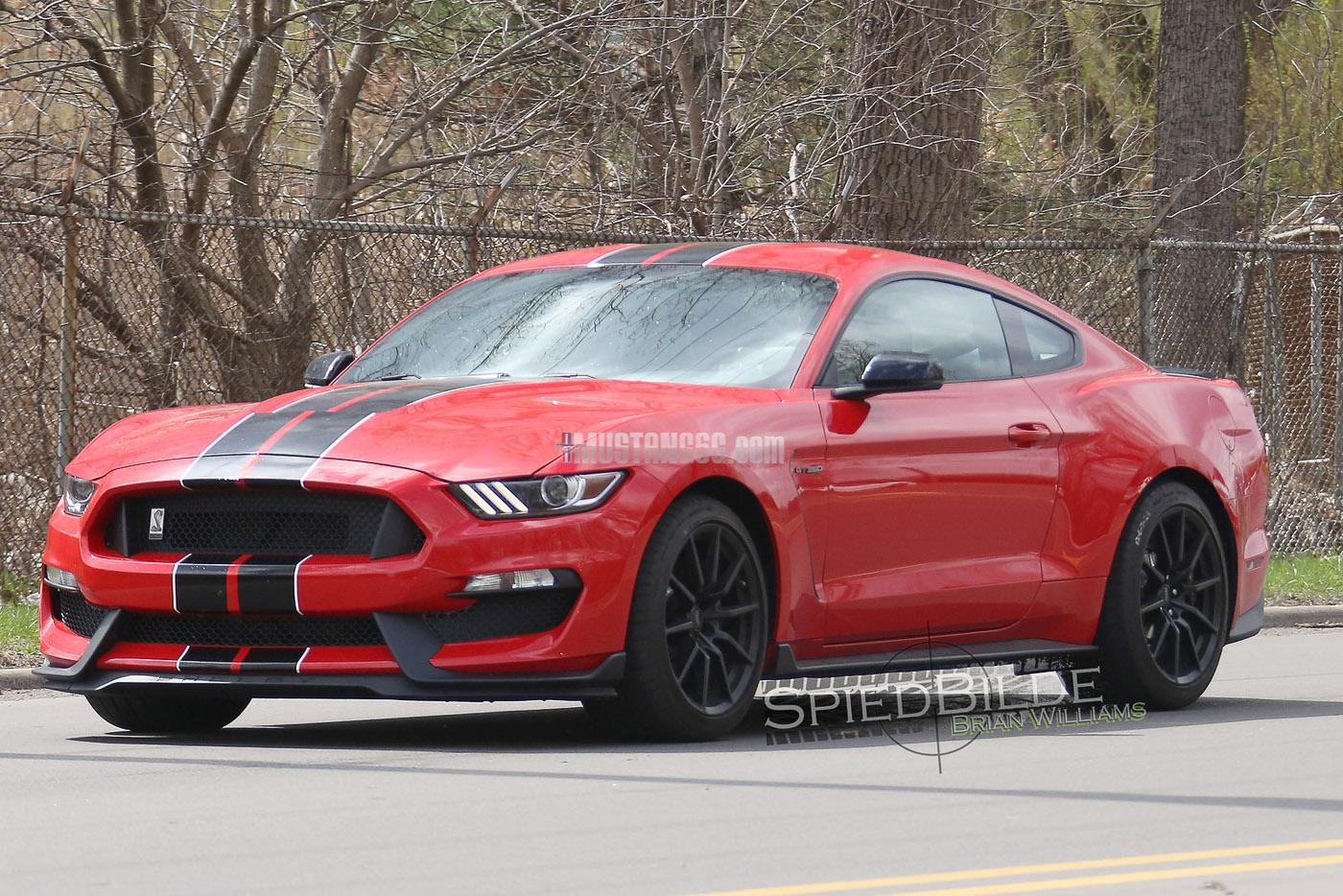 GT350 Mustang Race Red-4.jpg