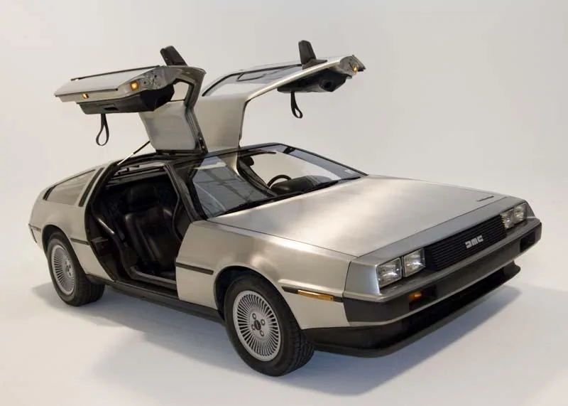 Delorean_DMC-12_side.webp