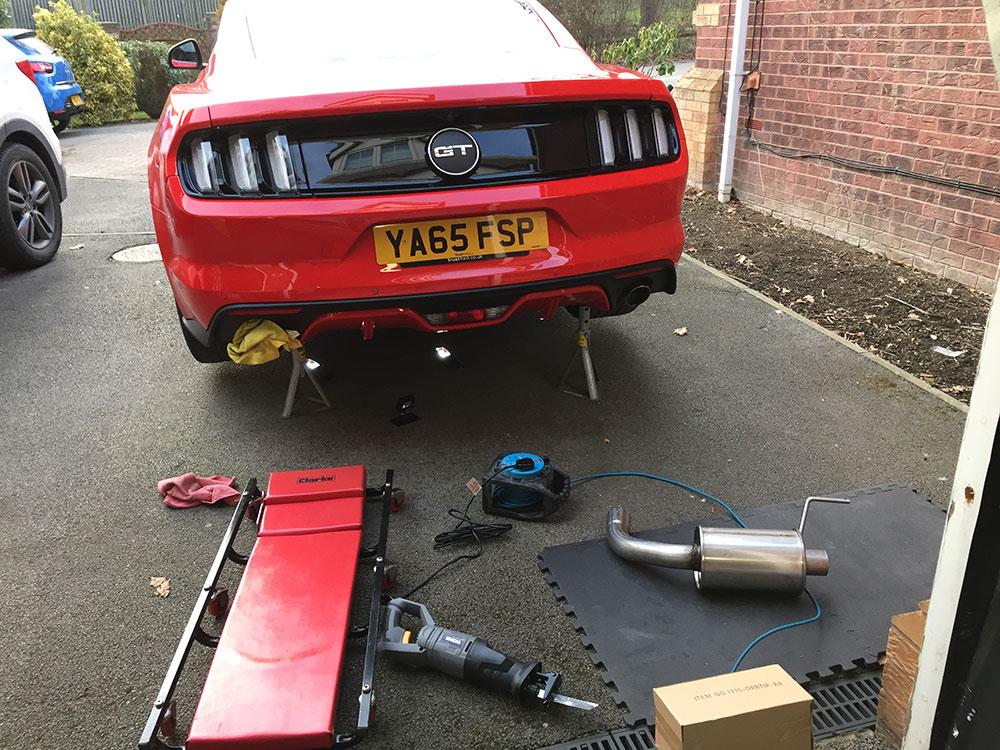 exhaust1.jpg