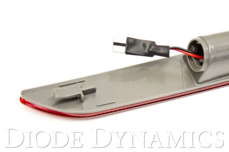 15_ford_mustang_sidemarker_red_back_side_2.webp