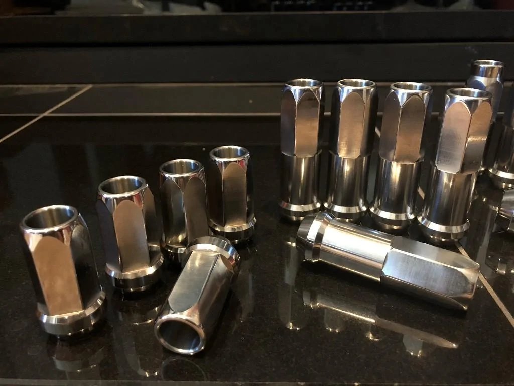 Signature_Lug_Nuts_option_2.webp