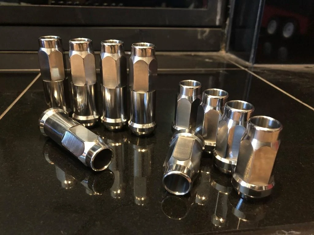 Signature_Lug_Nuts_Option_1.webp