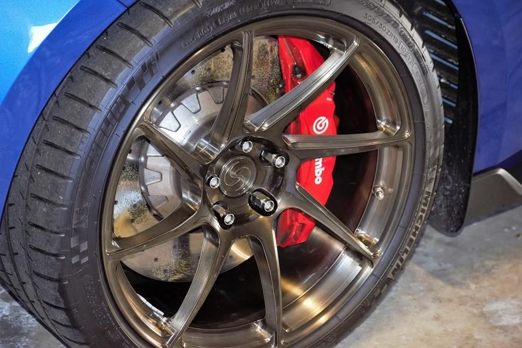 Signature_Lug_Nut_Option_1_1.webp