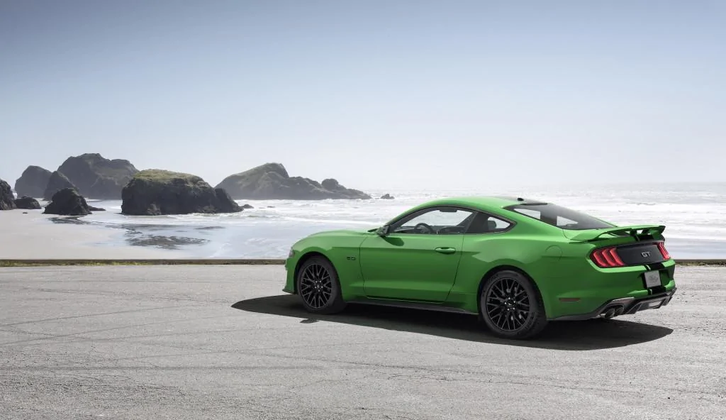 2019-ford-mustang_100646507_l.webp