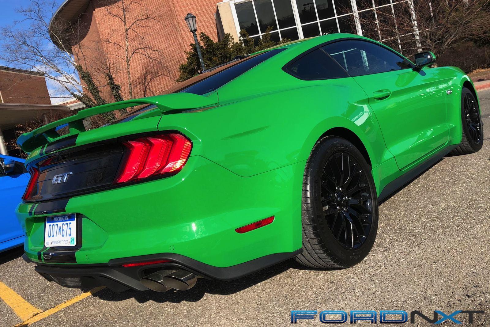 2019-mustang-has-the-need-the-need-for-green-2018-03-17_13-33-33_303280.jpg