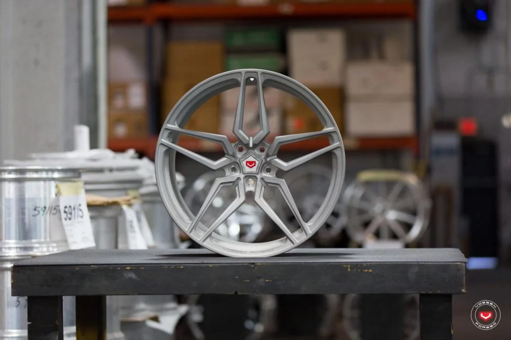 Vossen-Forged-M-X1-Wheel-C06-Space-Grey-M-X-Series-%C2%A9-Vossen-Wheels-2018-1004-1047x698.webp