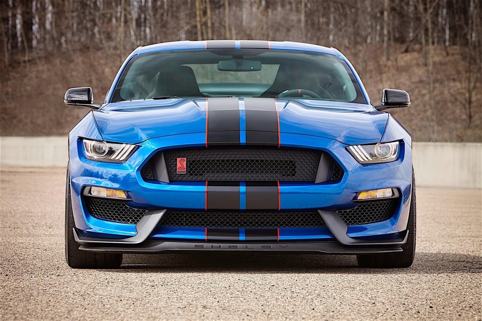 FORD-Mustang-Shelby-GT350R-5632_9.jpg