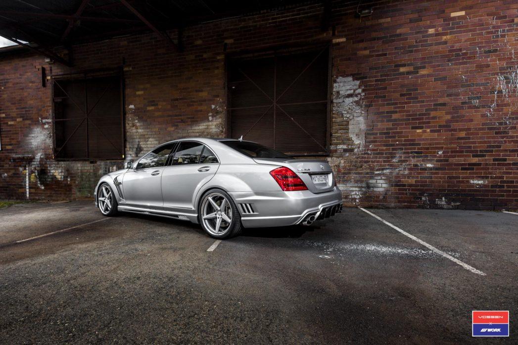 Mercedes-Benz-S-Class-Vossen-x-Work-VWS-3-%C2%A9-Vossen-Wheels-2018-1015-1047x698.jpg