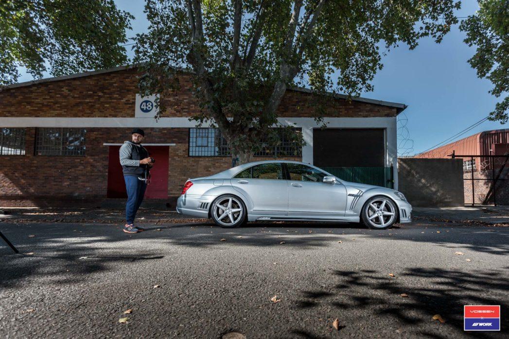 Mercedes-Benz-S-Class-Vossen-x-Work-VWS-3-%C2%A9-Vossen-Wheels-2018-1001-1047x698.jpg
