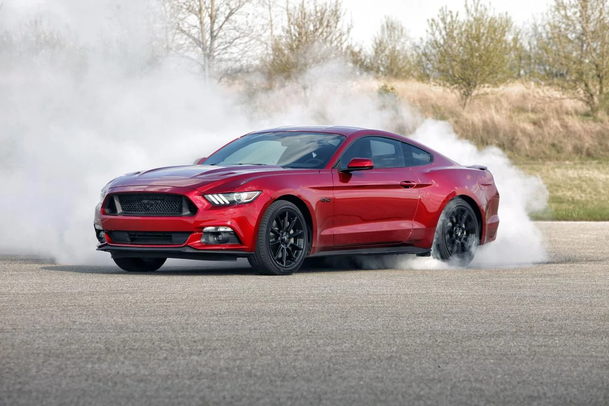 2016-ford-mustang-6_1200.webp