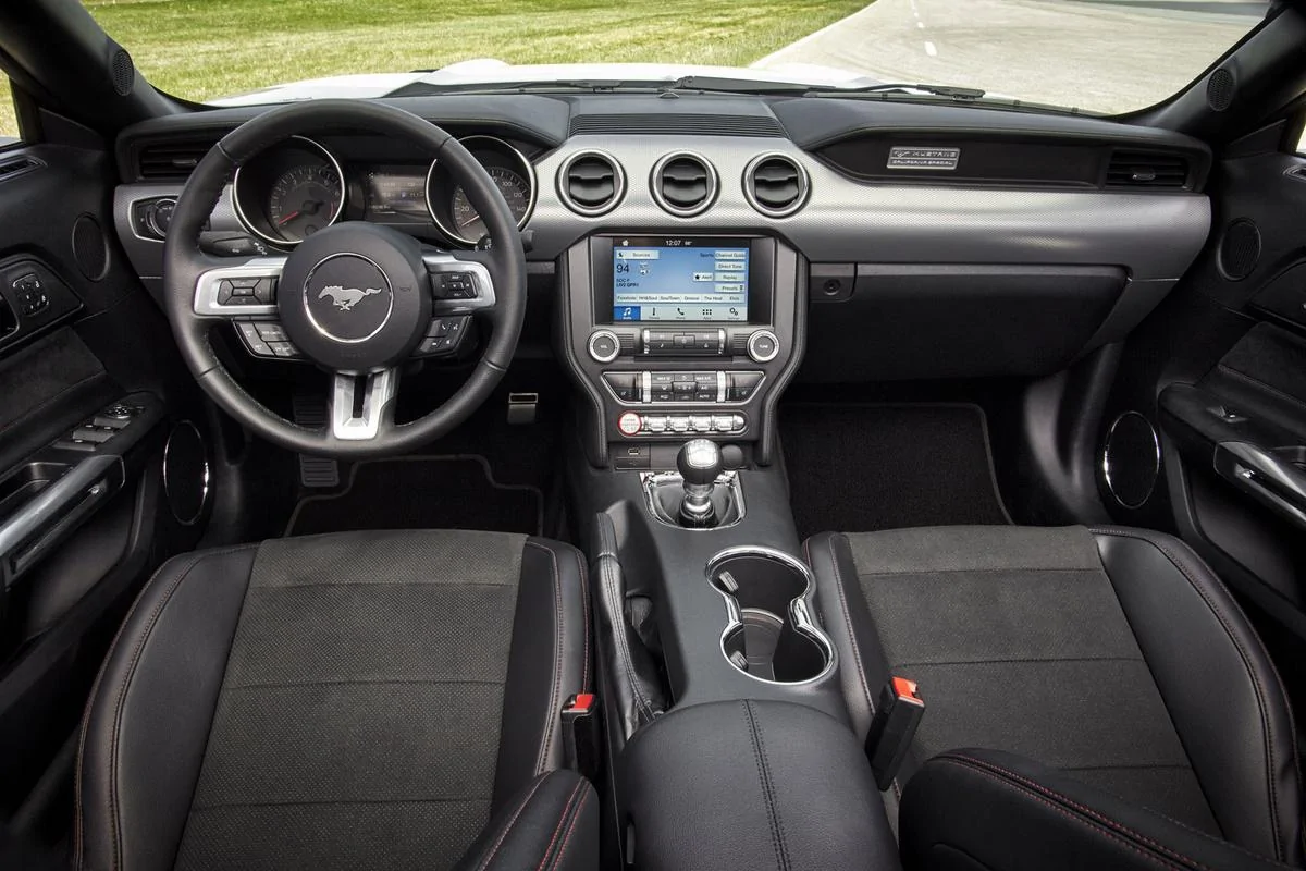 2016-ford-mustang-14_1200.webp