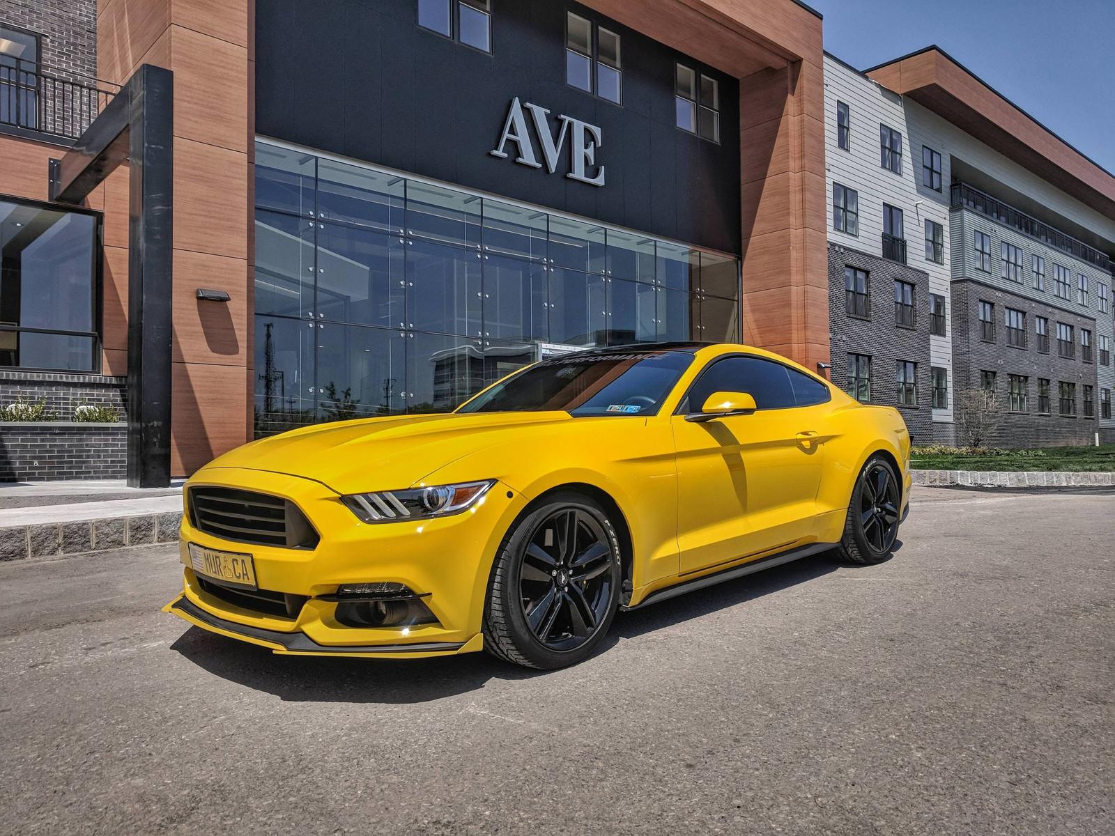 V8R9HS1.jpg