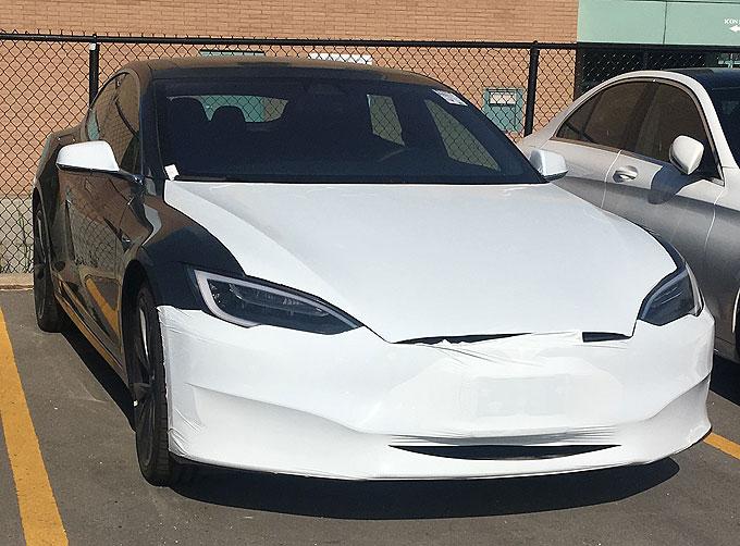 Tesla_3.jpg