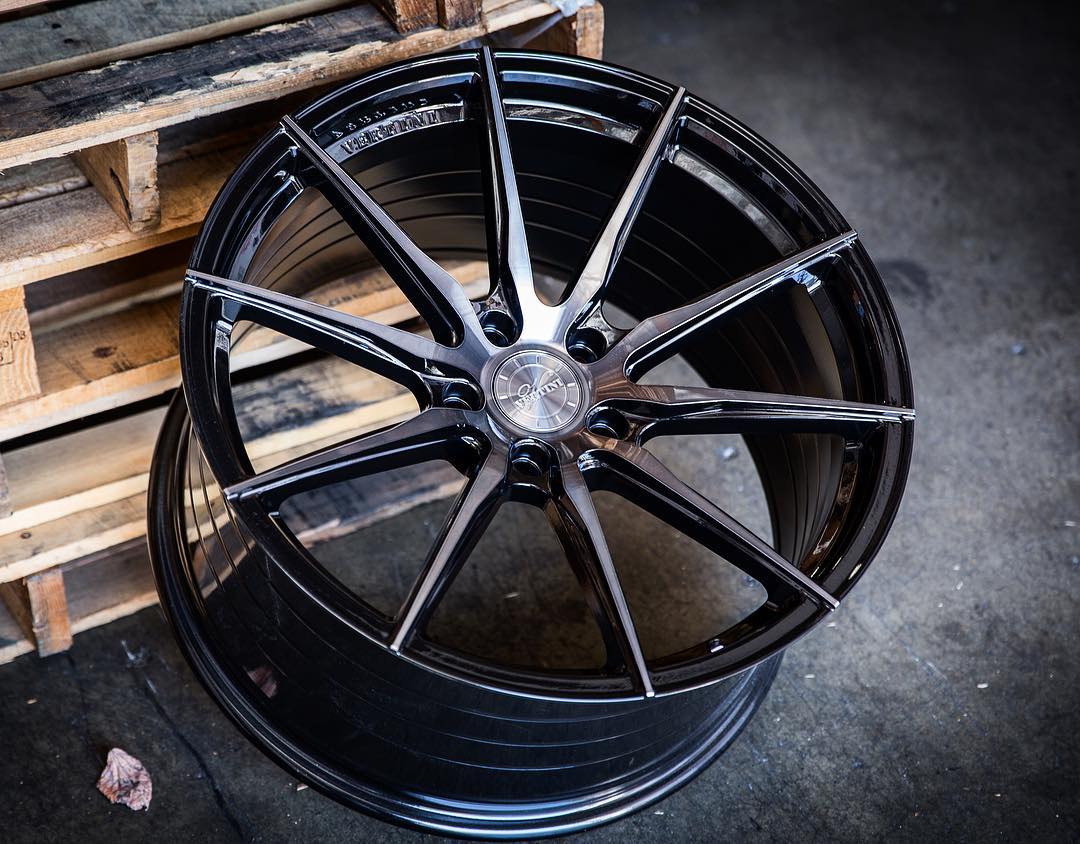vertini-rf1.3-gloss-black-machined-dark-tint-rotory-forged-concave-wheels.jpg