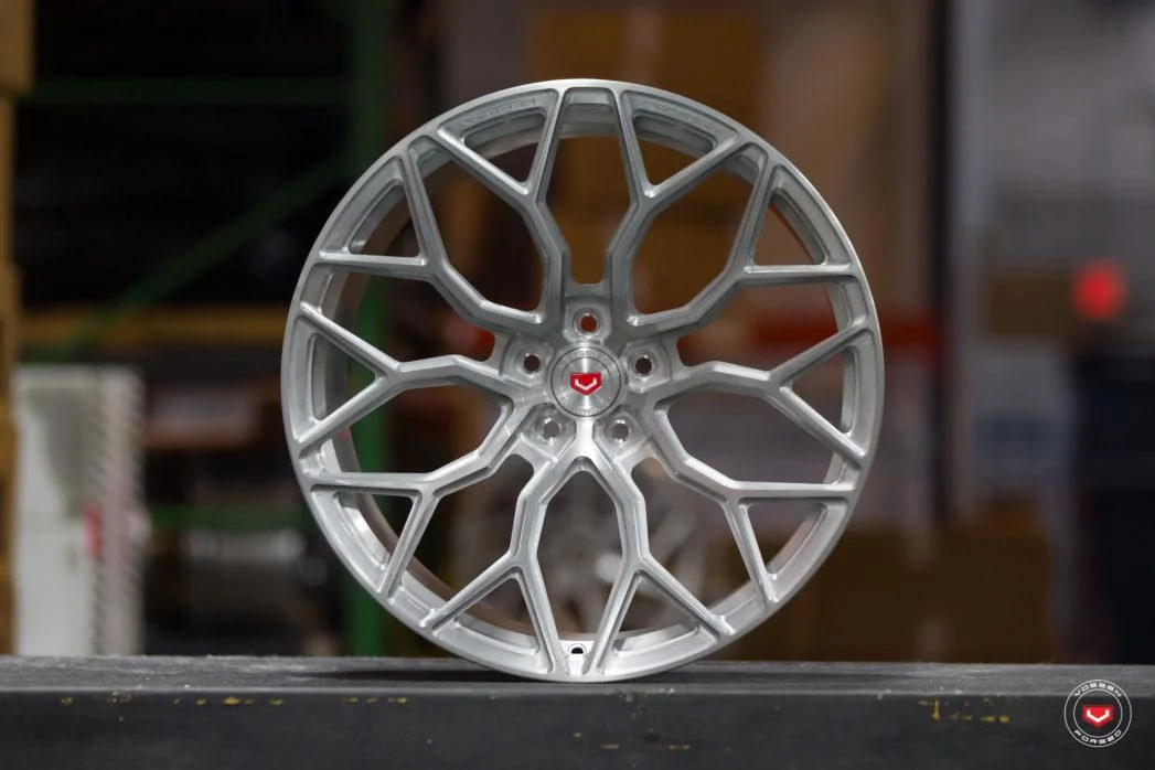 Wheel_Gallery_S17-01_d3668319-1047x698.webp