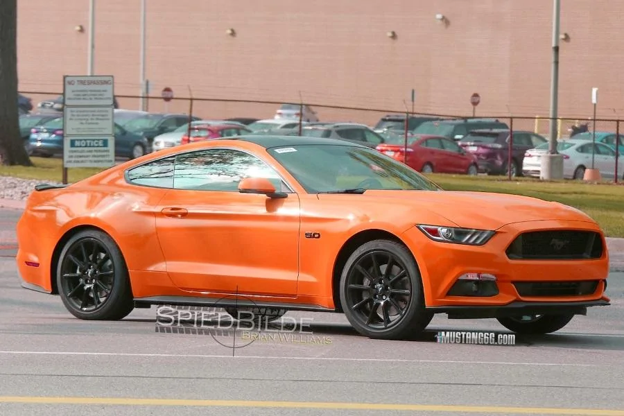 2016%20Mustang%20GT%20Black%20Accent%20Package%20-4.webp