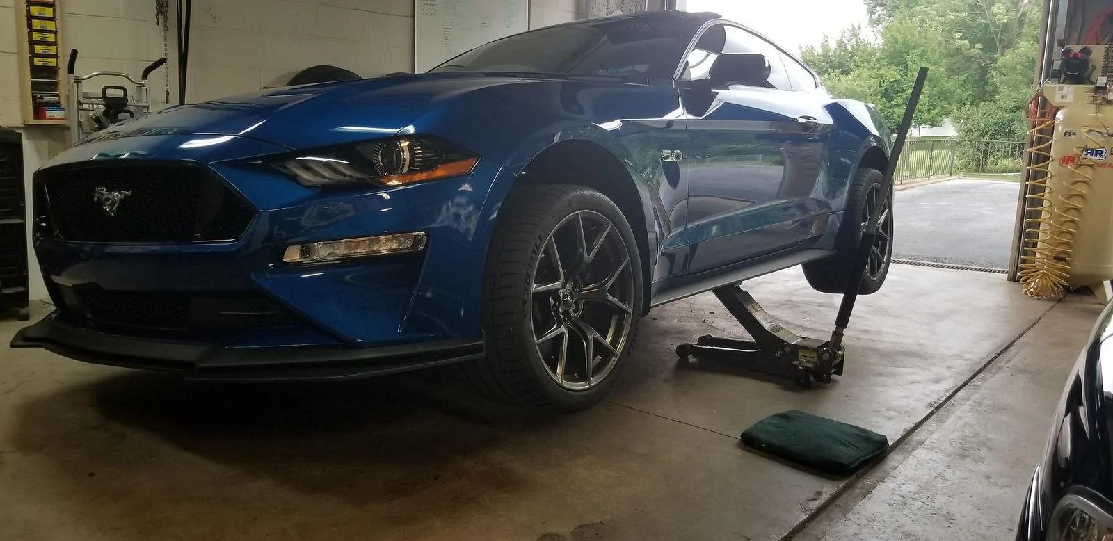 Steeda Jacking Rails S550 Steeda's New Full-Length Jacking Rails - Now Available $99.95 While ...