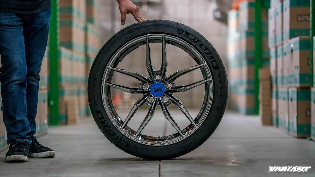 variant-krypton-super-black-chrome-cold-forged-concave-wheels.webp