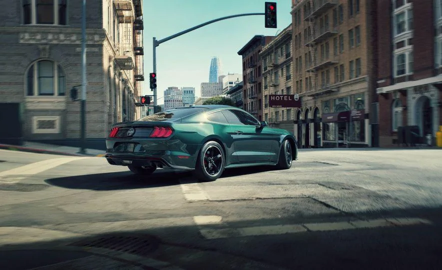 2019-ford-mustang-bullitt-105-1532709938.webp