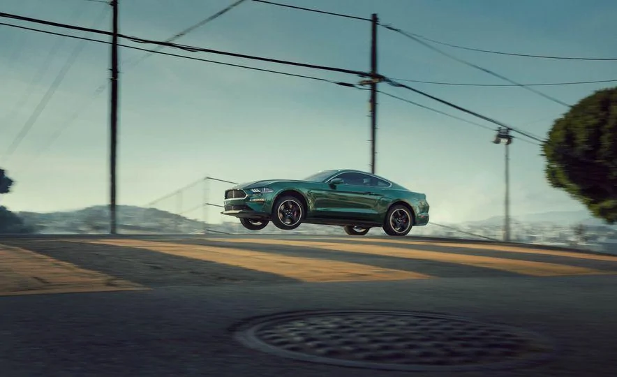 2019-ford-mustang-bullitt-107-1532709934.webp
