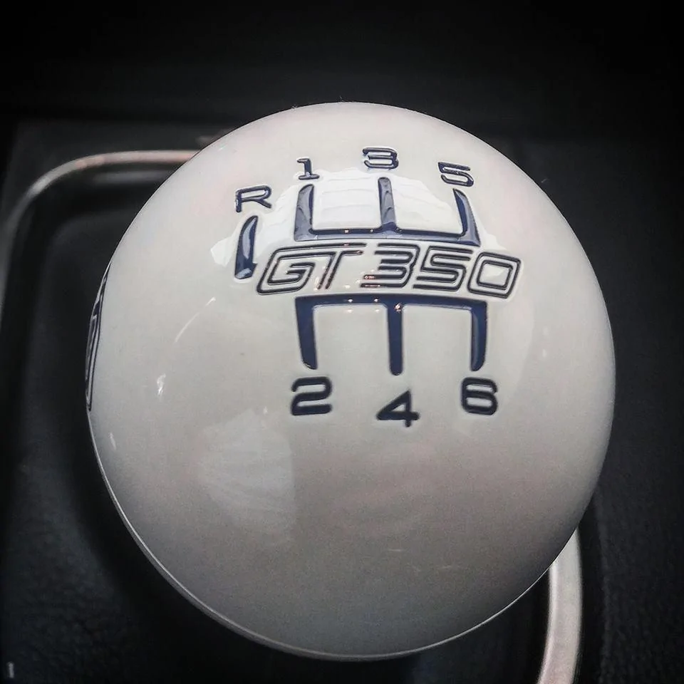 gt350-knob-top.webp