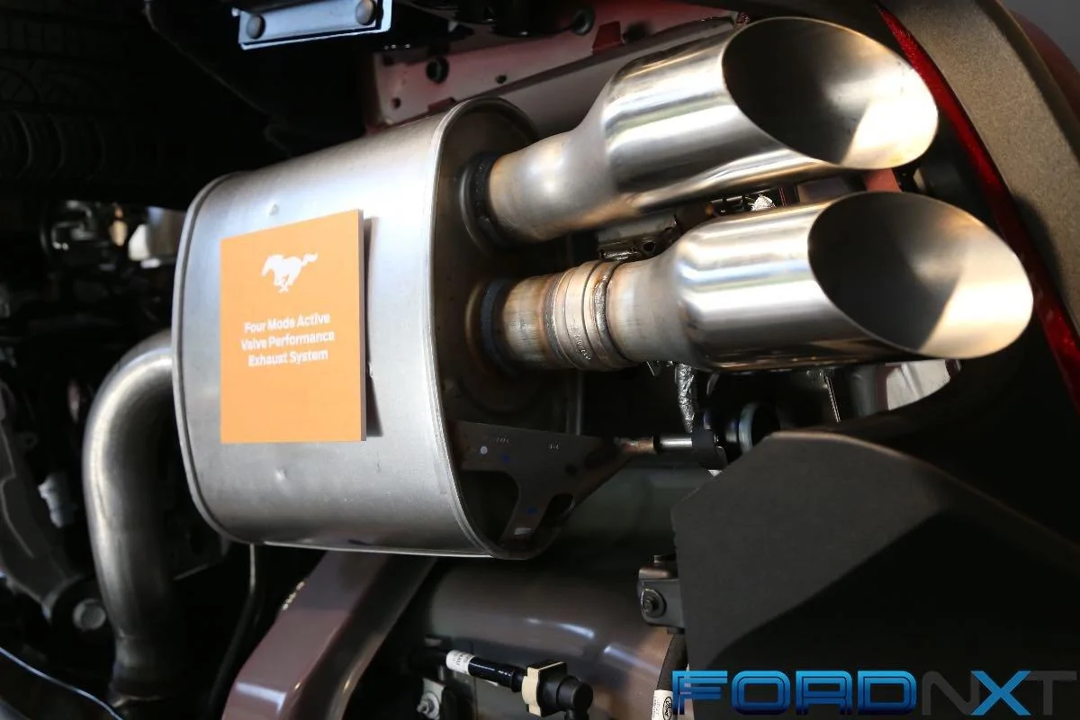 first-drive-the-2018-mustang-is-more-revelation-than-refresh-0013.webp