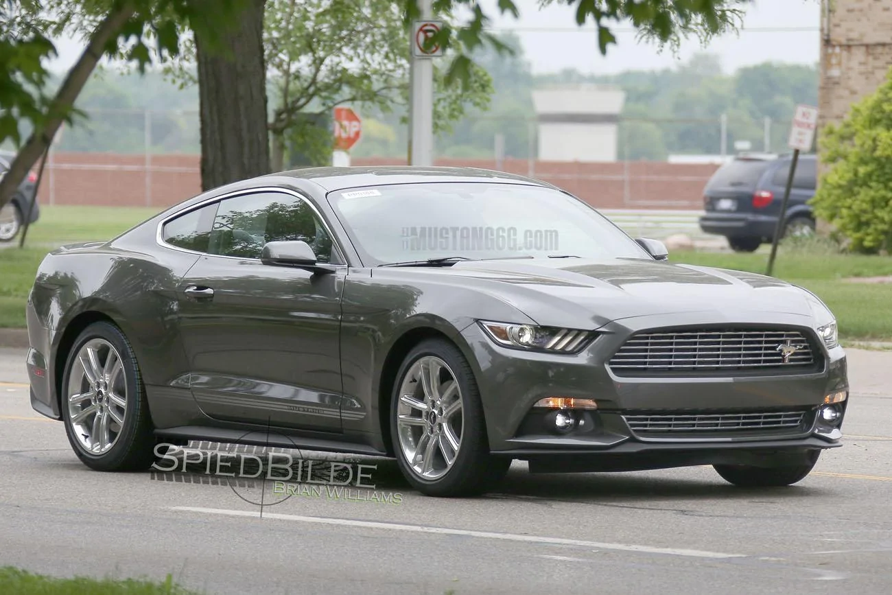 Mustang Ecoboost Pack_001.webp
