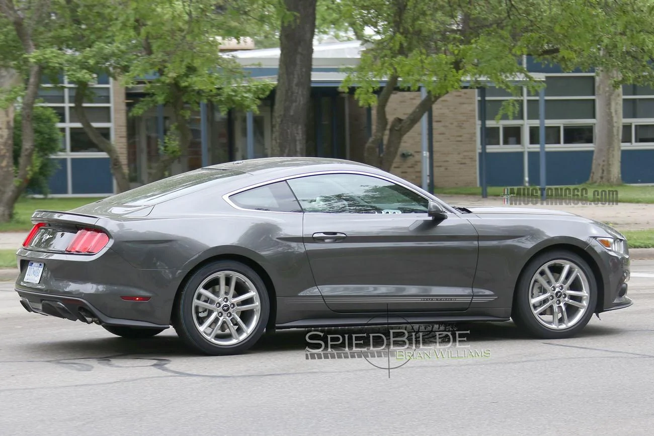 Mustang Ecoboost Pack_007.webp