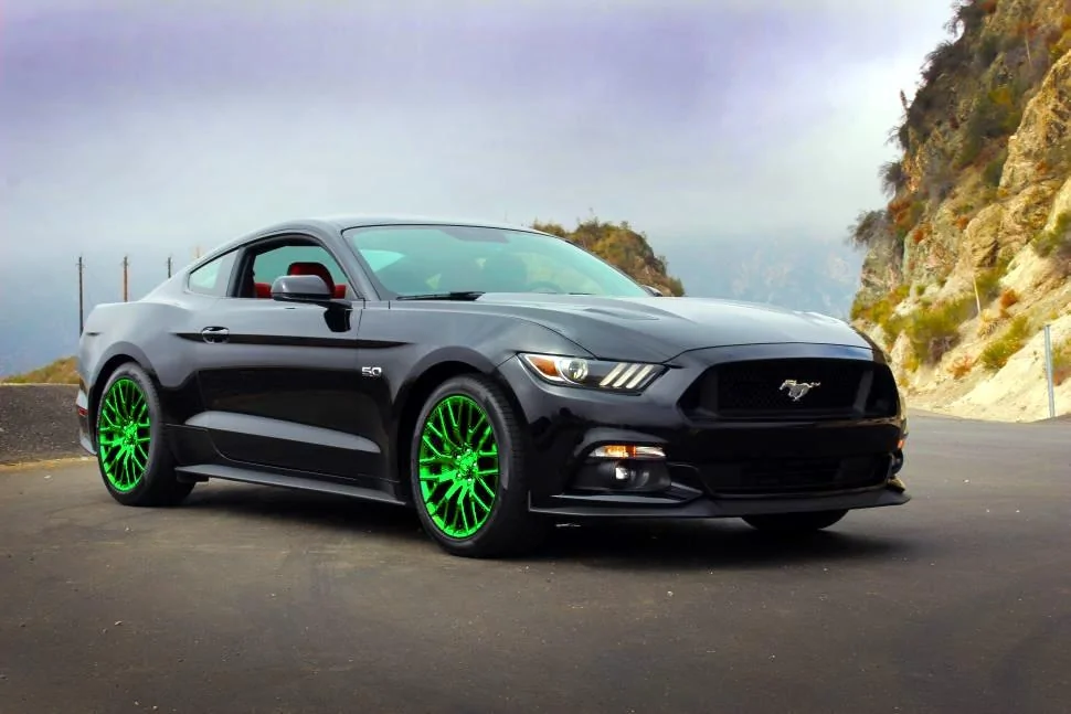 2015-Ford-Mustang-GT-black.webp