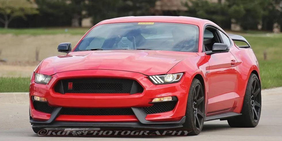 gt350rred03kgped.webp