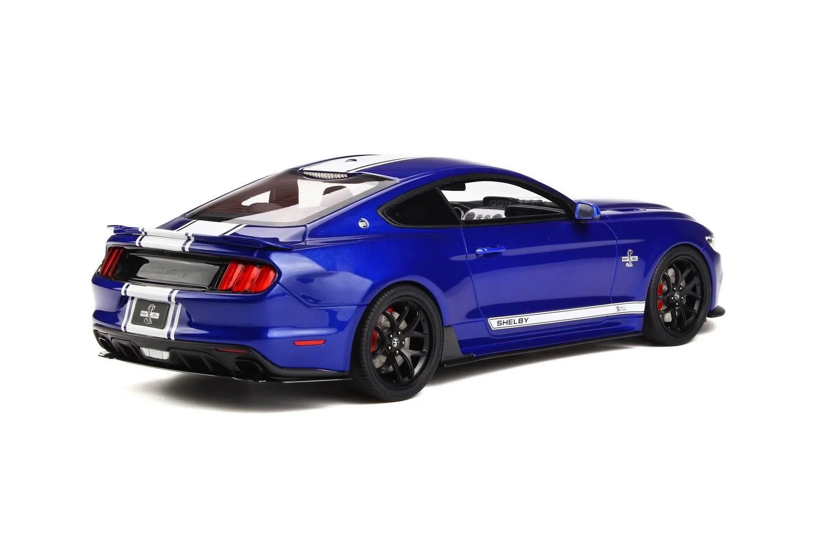 gt204-2017-shelby-mustang-super-snake-02.webp