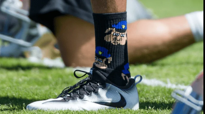 kaepernick-socks-cops-08-31-16.webp