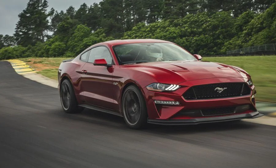 lightning-lap-2018-2018-ford-mustang-gt-performance-pack-level-2-ll-lead-1536943674.webp