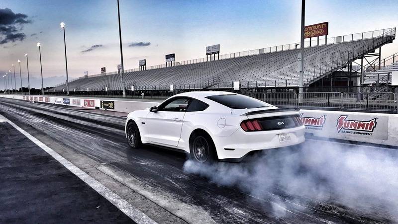 Franco%20Miller%20Mustang%20burnout_zpsufd9i5ur.jpg